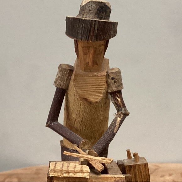 Vintage - Wood Carving signed by Otoniel - Est. @ 40 to 50 years old - Rare - Picture 8 of 12